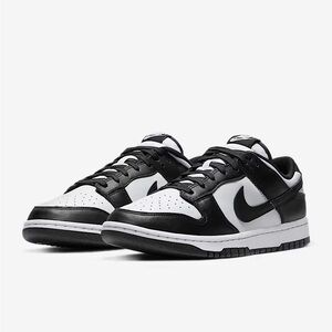 NWT Nike Dunk pandas - size 5Y (women 6.5)